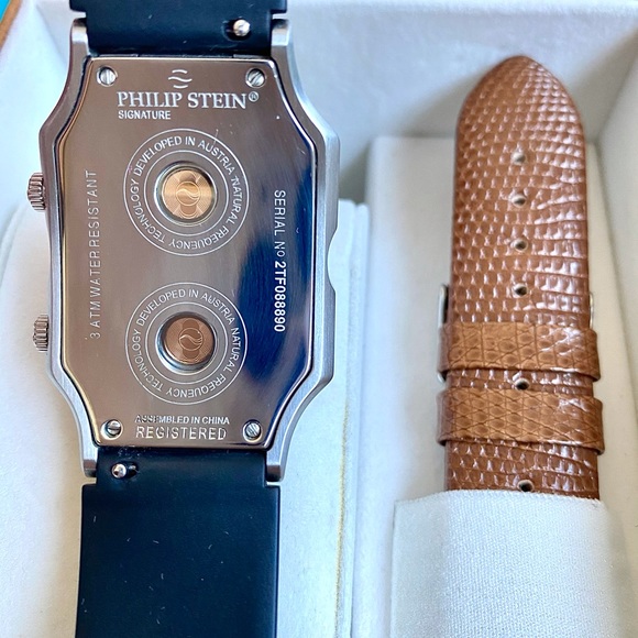 Authentic Size 2 Philip Stein natural Frequency Watch. - Picture 4 of 9